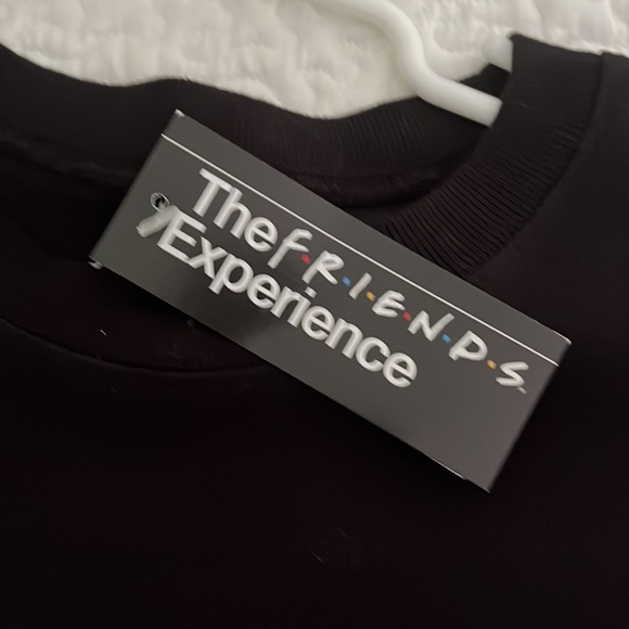 Friends, long sleeve, black spirit jersey size large - Picture 3 of 5